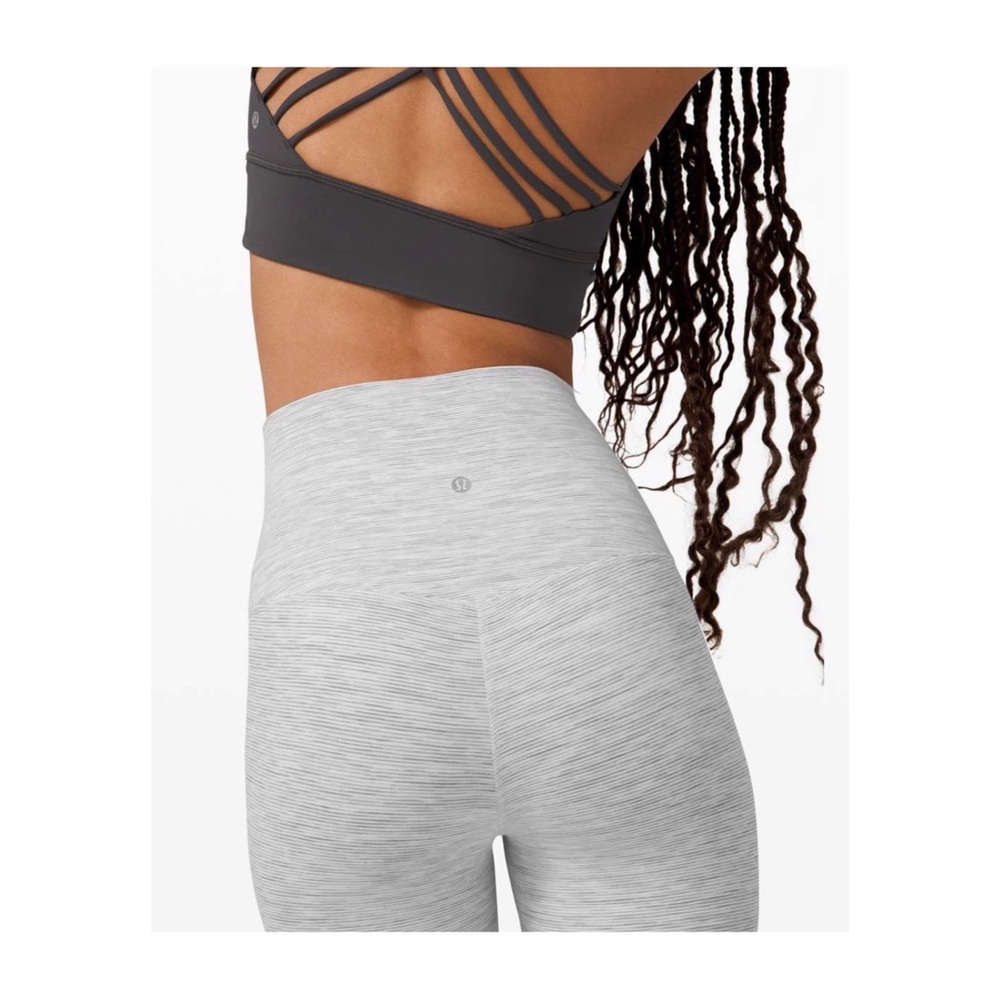 Lululemon SHR Shorts - Picture 3 of 5